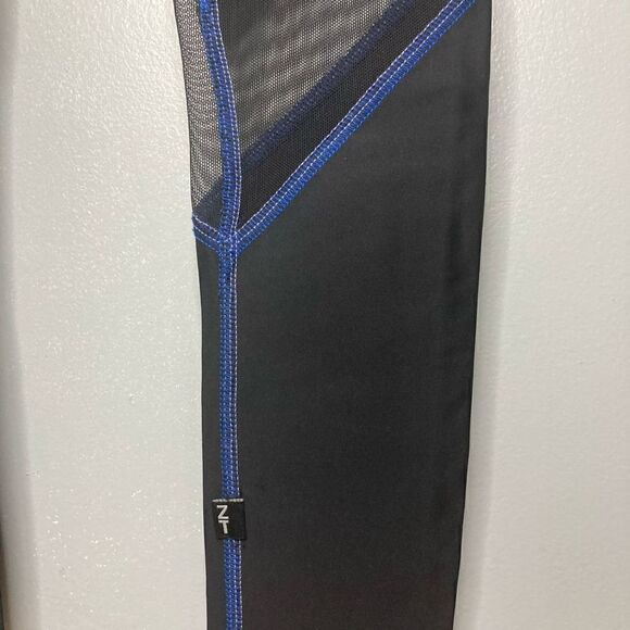 Zara Terez Performance Apparel Black Tight Blue Stitching Mesh Cut Out Panels XS - Picture 2 of 5